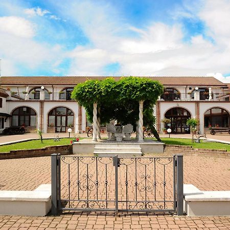 Il Carrettino Country Hotel Tortona Exterior photo