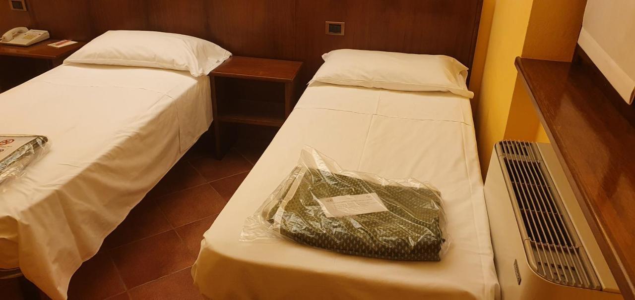 Il Carrettino Country Hotel Tortona Exterior photo