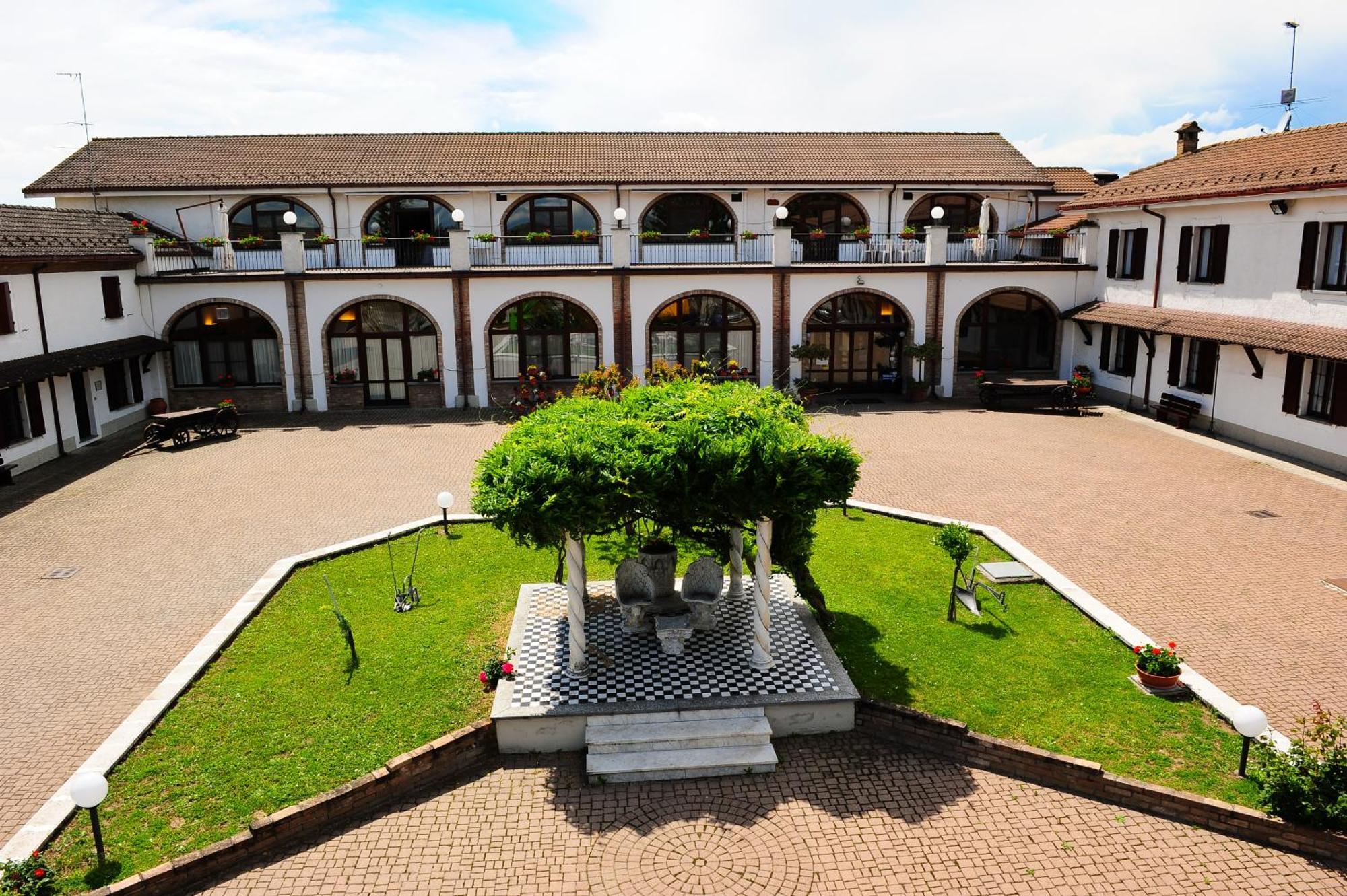 Il Carrettino Country Hotel Tortona Exterior photo